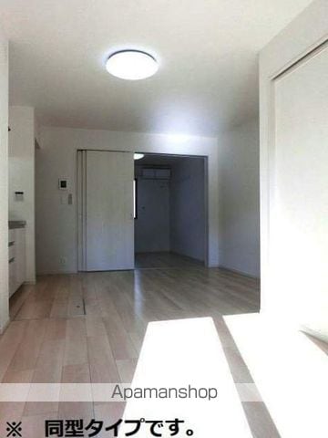フェリーチェBの内装写真