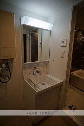 札幌市東西線 円山公園駅 徒歩7分 4階建 築8年の内装写真