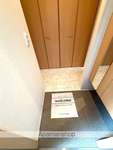 リアン トゥールの内装写真
