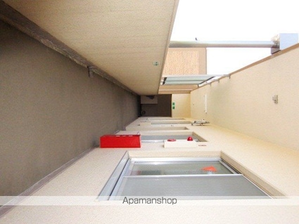 アパルトマン上松[3LDK/71m2]の共用部2