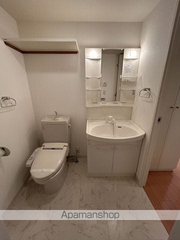 ドゥーエESAKAIの内装写真