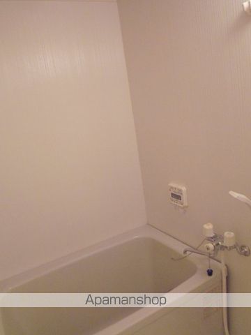 クイーンズタウンI番館の内装写真