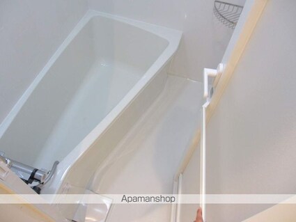 東京都江東区毛利２丁目[1K/25.6m2]のバス