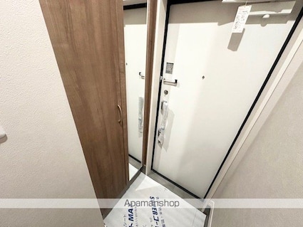 滋賀県彦根市後三条町[2LDK/51.8m2]の玄関