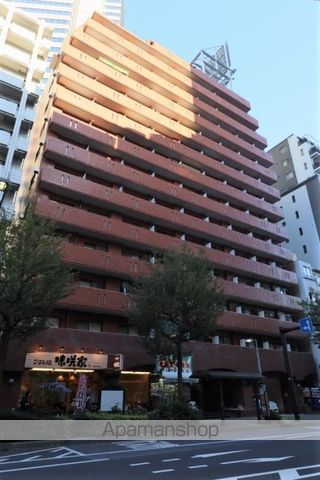 新宿区西新宿のマンションの外観1