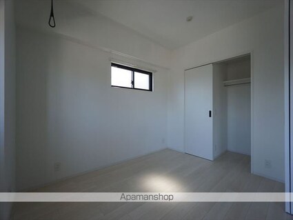 愛知県名古屋市西区菊井２丁目[2LDK/70.84m2]の内装2