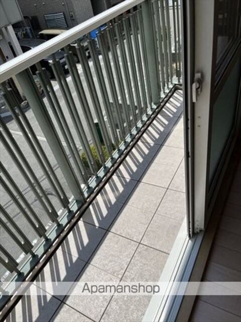 和歌山県和歌山市紀三井寺[2LDK/68.93m2]のバルコニー