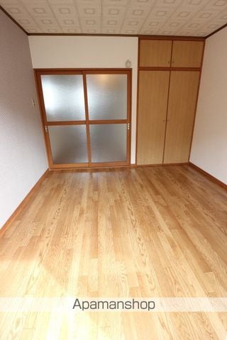 コーポ山の田の内装写真