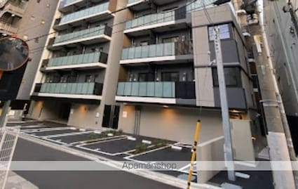 ザ・パークハビオ市ヶ谷イースト[1SLDK/58.94m2]の駐車場