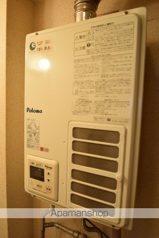 ワンダースリーの内装写真