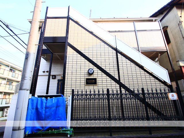 ハイツすわ坂上の外観写真