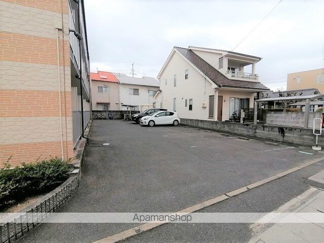 レオパレスゆう[1K/19.87m2]の駐車場
