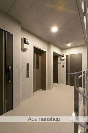 東京都世田谷区瀬田４丁目[1R/25.48m2]のエントランス
