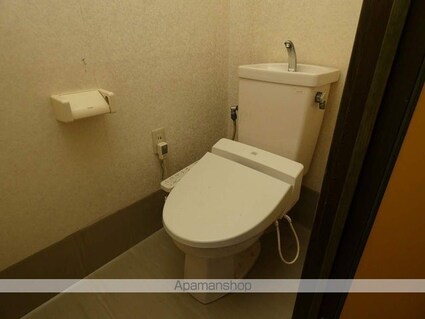 メゾンドール中寺[6LDK/100m2]のトイレ