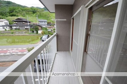 パーラーＹＯＳＨＩ[2K/41.4m2]のバルコニー