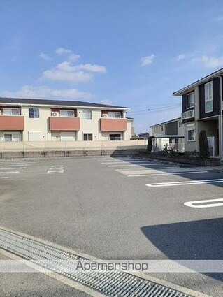 和歌山県和歌山市山口西[2LDK/57.76m2]の駐車場