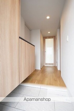 東京都荒川区西尾久７丁目[3LDK/53.4m2]の玄関2