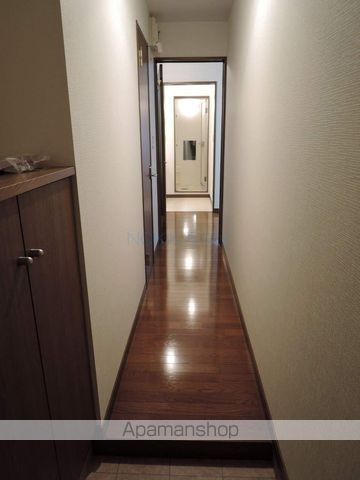 フォーシーズン大通IIIの玄関写真