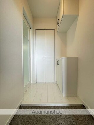 ローザ[1LDK/45.7m2]の玄関