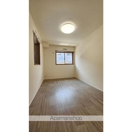 アウラガレージ（ガレージハウス）[2SLDK/84.62m2]のリビング・居間2