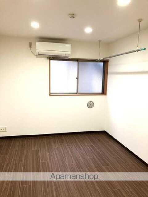 ヴィラ下北沢Ａ棟[1R/15.82m2]のリビング・居間