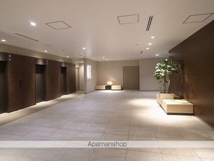 リバーサイド隅田セントラルタワ[3DK/74.28m2]のロビー1