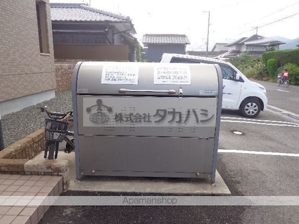 広島県福山市新涯町３丁目[3LDK/66.78m2]の共用部1