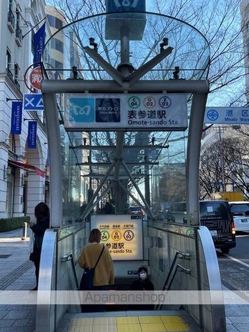 detached 東京都渋谷区神宮前３丁目

地図を見る