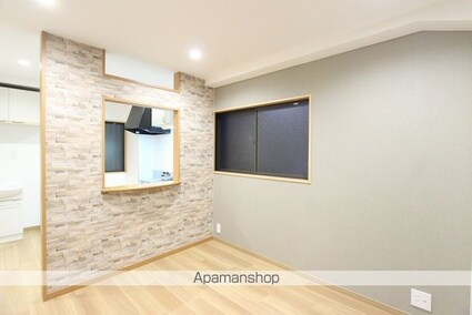 レジデンス上町[1R/19.37m2]のリビング・居間