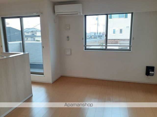 アルタイルIIIの内装写真