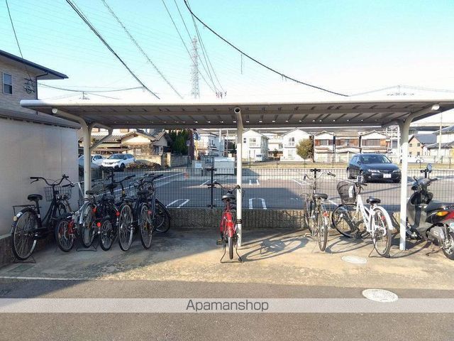 レオパレスVINGHTSIXの内装写真