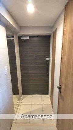 クレヴィアリグゼ西巣鴨[1LDK/34.6m2]の玄関