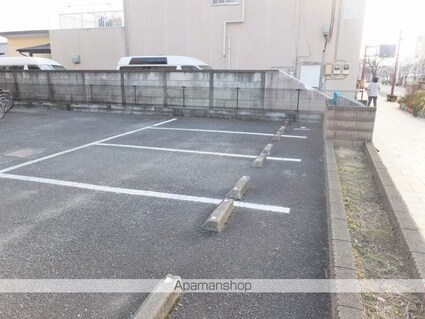 レオパレスＨＡＲＶＥ[1K/19.87m2]の駐車場