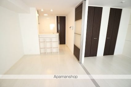 Ｃａｓａ　ｒａｆｆｉｎｅ　青地[1LDK/40.18m2]のリビング・居間