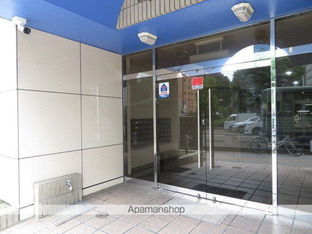 花京院ビルの玄関写真