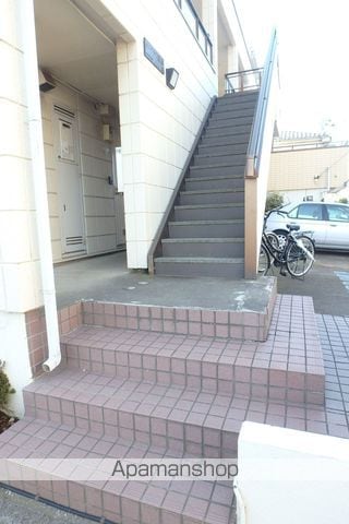 ユーラナス浦和の玄関写真