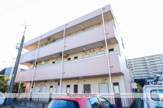 光パークマンションの外観写真