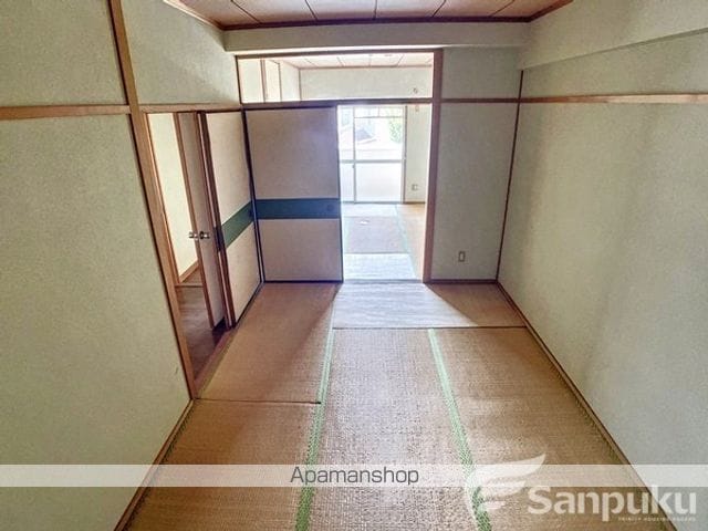 松山南ハイツの内装写真