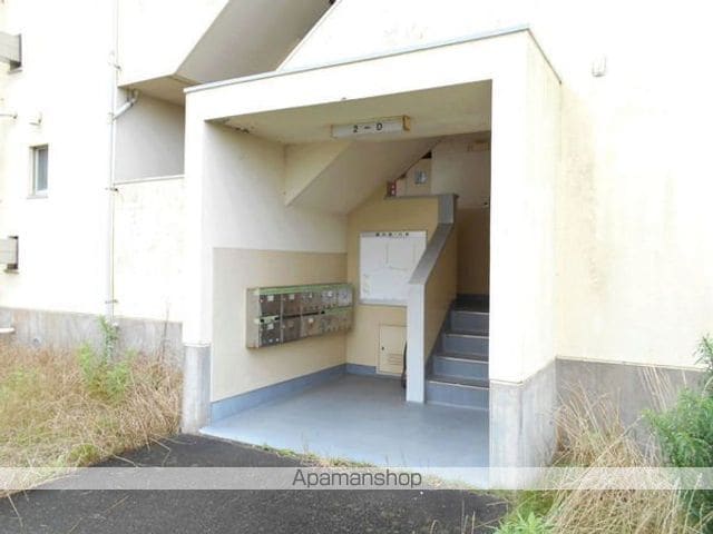 ビレッジハウス大須賀第二1号棟の玄関写真