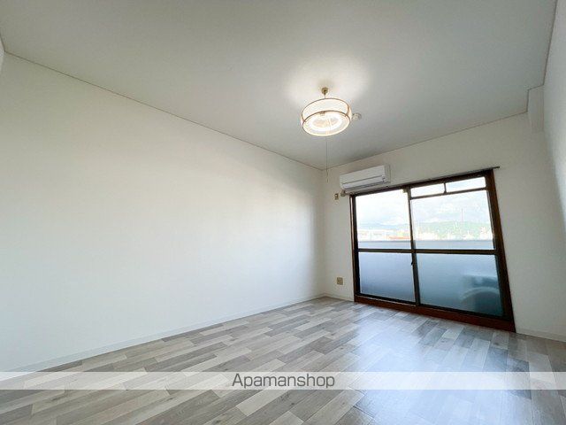 オクトワール松山中村の内装写真