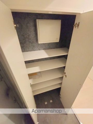 レジディア堺筋本町プレイスの内装写真
