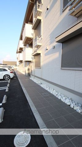 コンフォール古市場 ANNEXの玄関写真