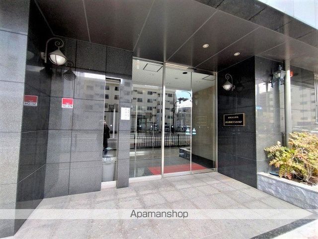 第1関根マンションの玄関写真