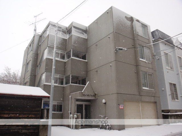 ロイヤルハイム白石の外観写真