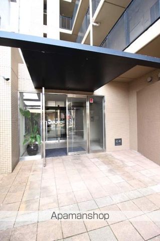 クレストシティ中井町の玄関写真
