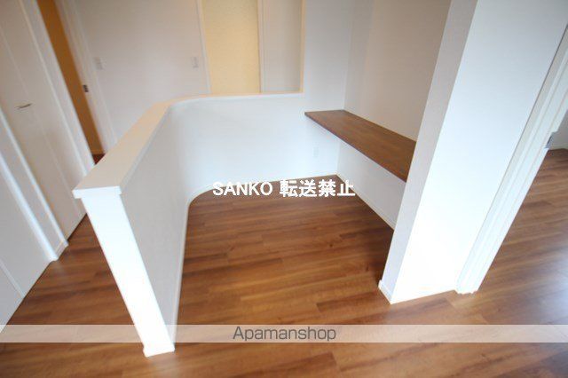 タウンハウス西野弐番館の内装写真