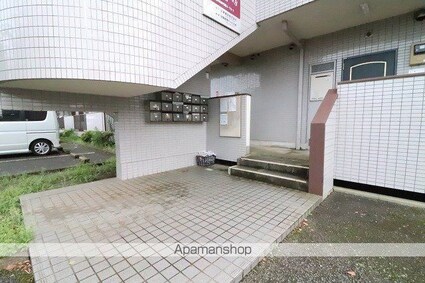 パークヒルマンション[3DK/55.68m2]のエントランス1