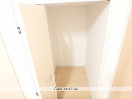 ヴァン　ヴェールⅠ[1R/40.78m2]の内装2