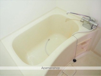 駒ヶ根ビューハイツⅠ・Ⅱ・Ⅲ[3DK/74.52m2]のバス