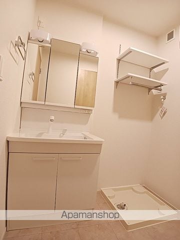 フローラ手鎌 Iの内装写真